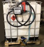 Мини АЗС для ДТ 1000L 220V 40 л/м еврокуб дер. поддон, мех. счетчик, ручной пистолет, шланг 4 м.