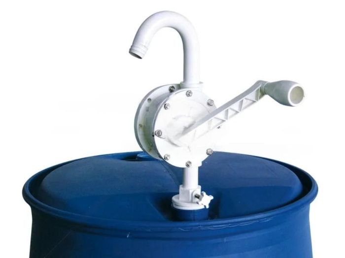 Насос ручной роторный бочковой для антифриза, мочевины, воды, сож, 15 л/м, Piusi F0033208B, рукав 3 м, пластик