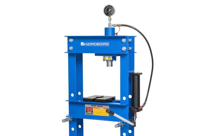 Пресс, усилие 30 тонн,  сборная рама, Ход штока 150 мм, Глубина рабочего стола 150 мм