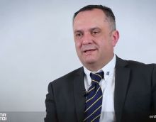 Видеообзор на Модуль для ДТ 220л насос 24в, автоматический пистолет Emiliana Serbatoi CARRYTANK220M24GANO0204 со счётчиком