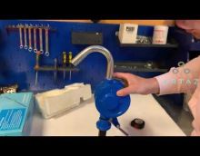 Видеообзор товара Ручной насос для перекачки топлива и масла ALUMINIUM piusi F0033200A