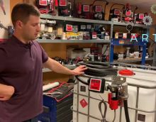 Видеообзор товара Мини АЗС для дизельного топлива 12в 60 л.м. artaz DT1000-0912 еврокуб заправочный модуль